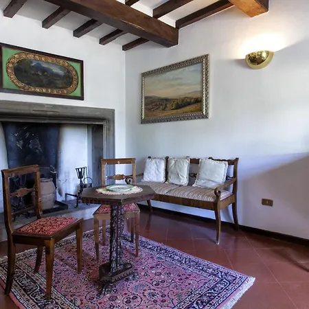 Vittoria Apartment
